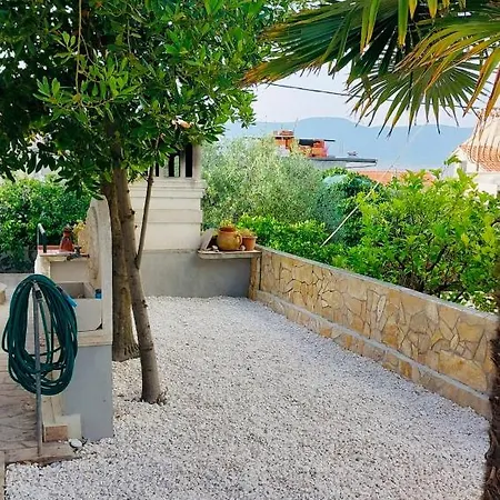 Duplex 88 아파트 *